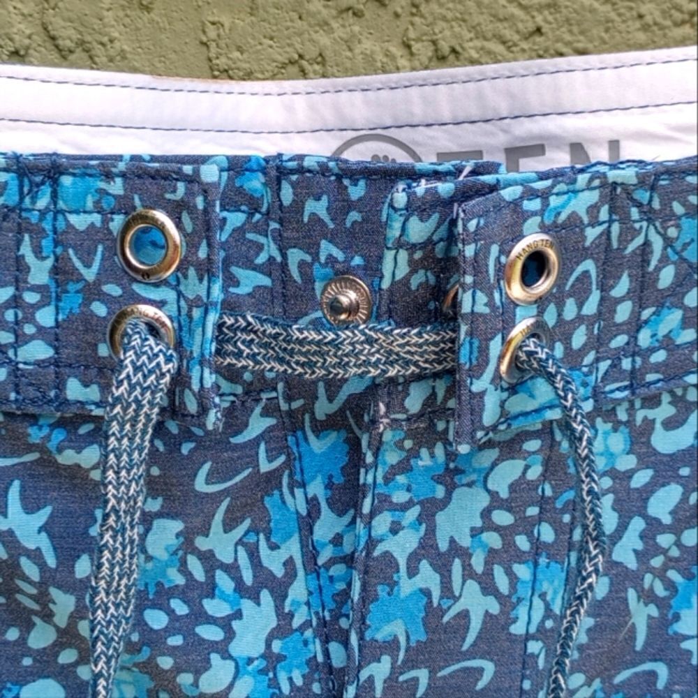 NEW HANG TEN Washed Out Teal/Blue Floral Abstract Men's Swim Boxer Trunks Size 8 - Picture 7 of 7
